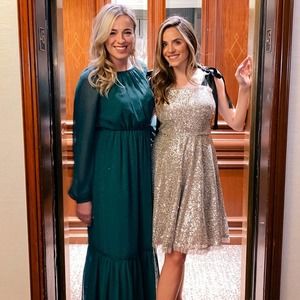 NWT Gal Meets Glam Waterfall Sequin Fit & Flare Dress